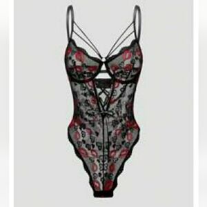 SHEIN Black & Red Lace Bodysuit With Lip And Heart Pattern